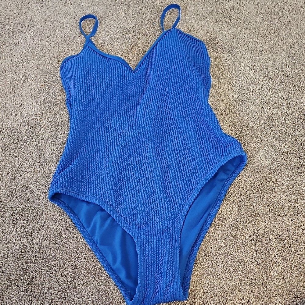 E6🔹️No Boundaries Blue Textured One Piece Swimsuit